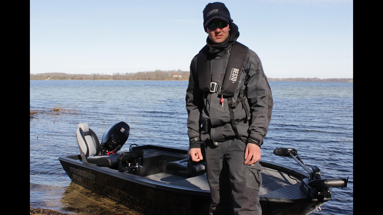 Power boat 420 apžvalga