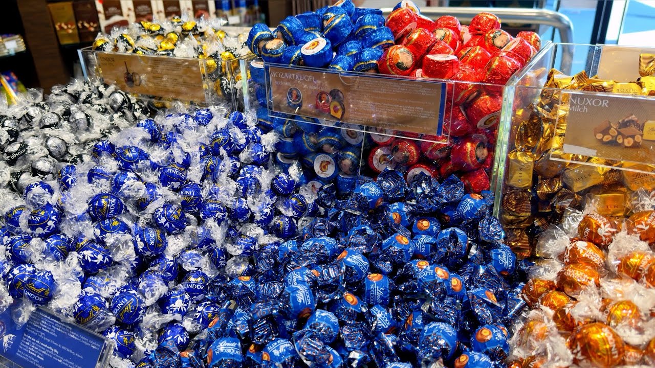 Lindor Chocolate! Every type of Lindt Chocolates tour and shopping from Swiss