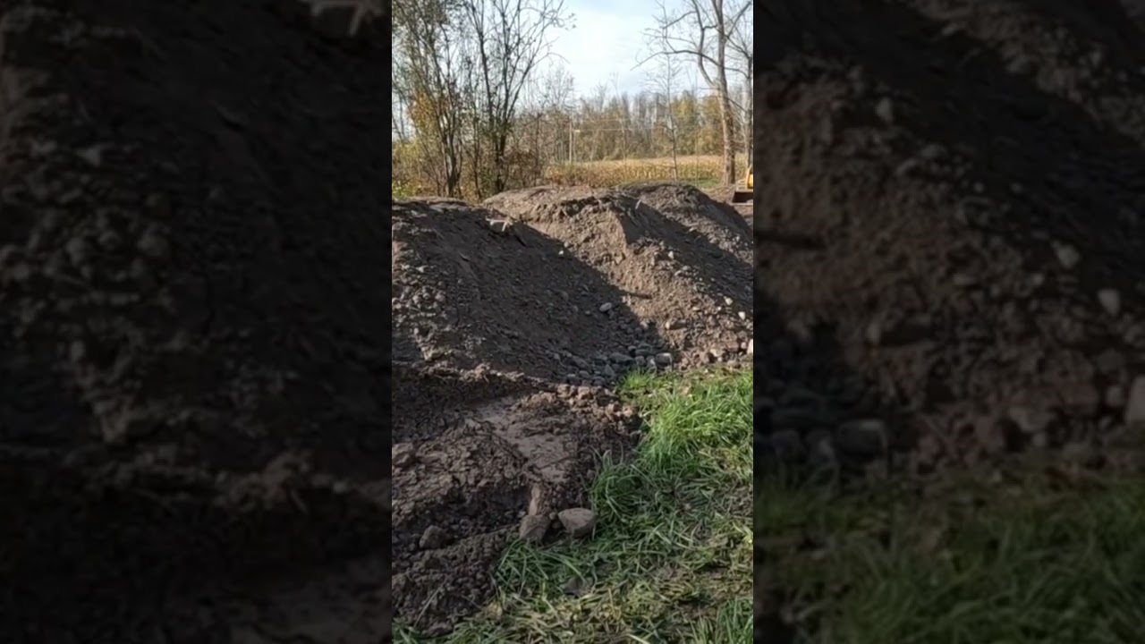 Building A Driveway #excavating #dirt #driveway #skidsteer