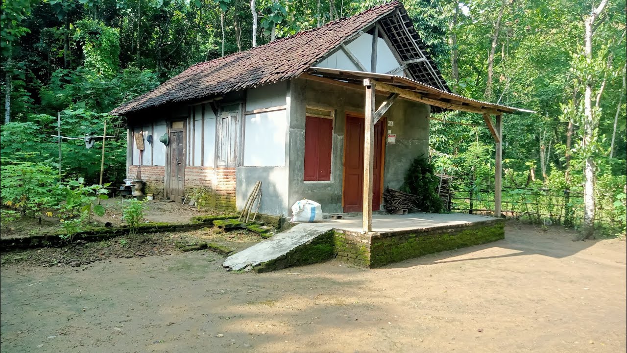 Rumah Suku Jawa di Pedalaman Tulungagung Selatan,Di lereng Gunung