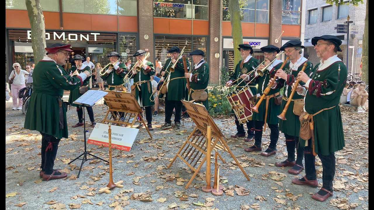 The 10th Festival of the International Guild of Town Pipers.