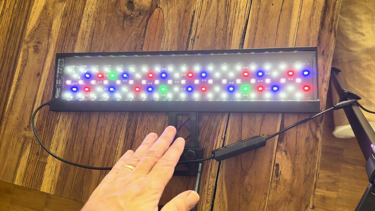 Aqua. to go stellt vor: Hygger HG018 Vollspektrum-Clip-on-LED