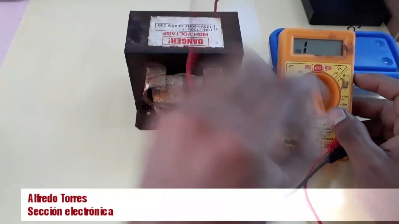 Comprobación de transformador de microondas sin alimentación de voltaje