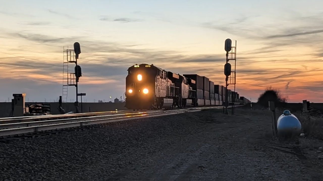 Eastbound Intermodal Train Looks Like Cinema