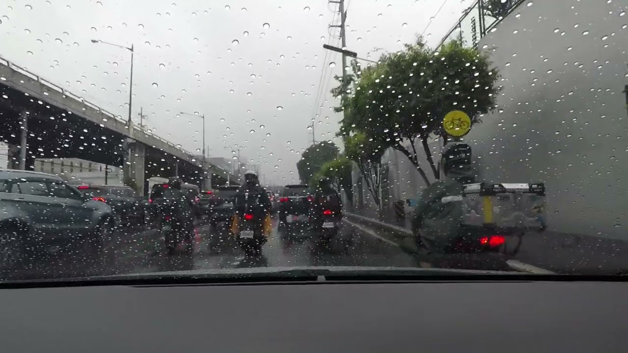 STORMY RIDE | BUENDIA