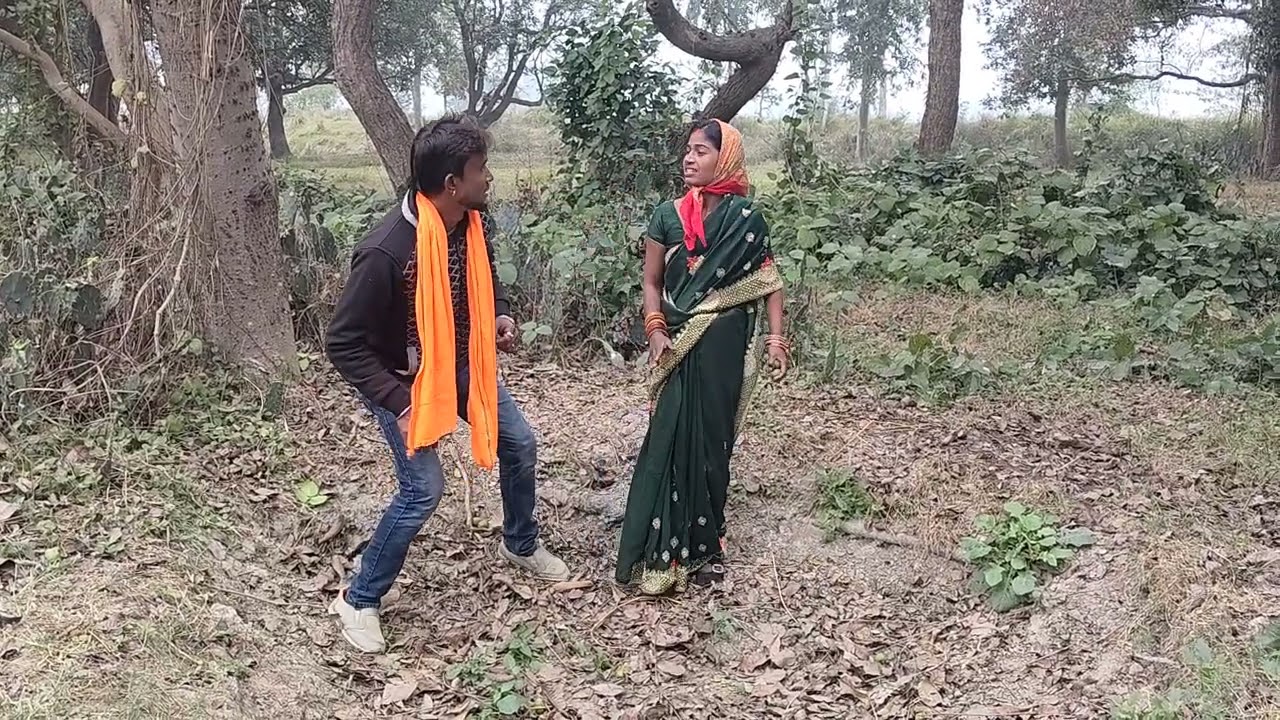 #चल #थाना #पेड़# देखें #अमर# खाई #के #बहुत #मन# करता #है#😀😀😀