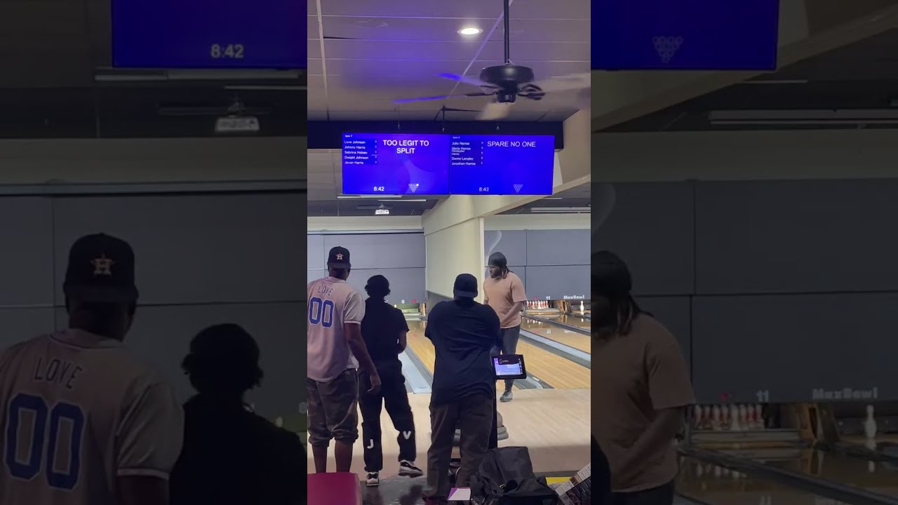 Wednesday Bowling 🔥#bowling#bowlervibes #livestreams#bowlingcenter#youtuber#livevideo#shorts#viral