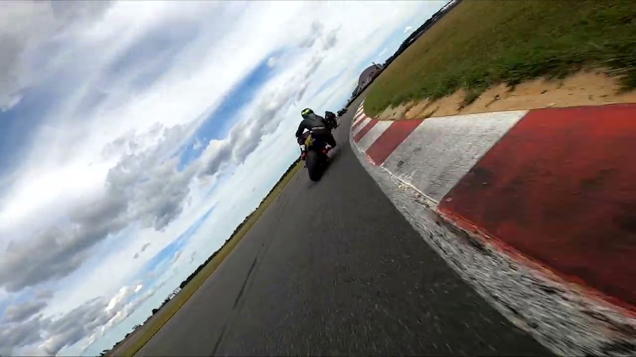 ASRA Round 12 NJMP 08-31-25 Middleweight supersport CRASH causes red flag restart