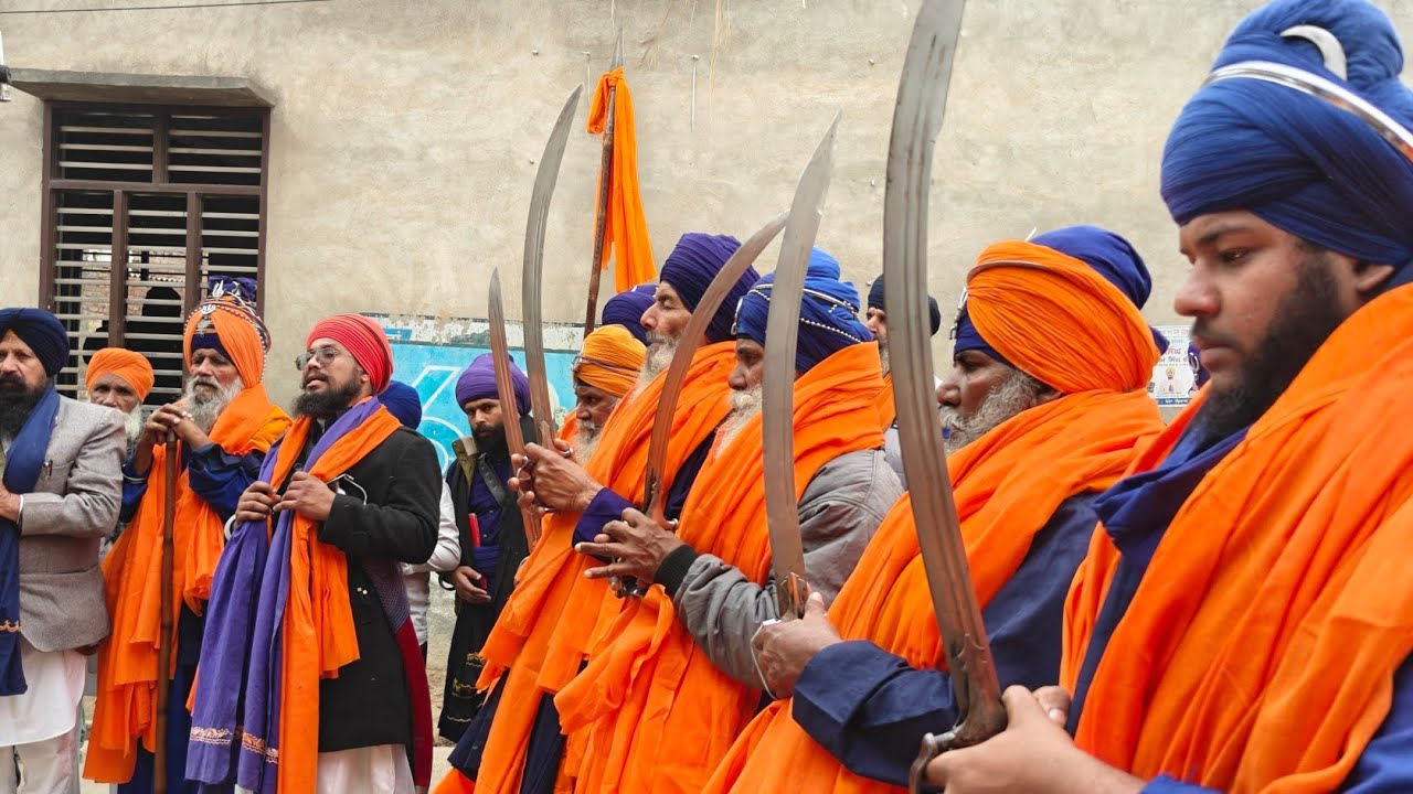 ਨਗਰ ਕੀਰਤਨ ਵਿੱਚ ਗੱਤਕੇ ਦੇ ਜੌਹਰ  ਭਾਗ -੨
