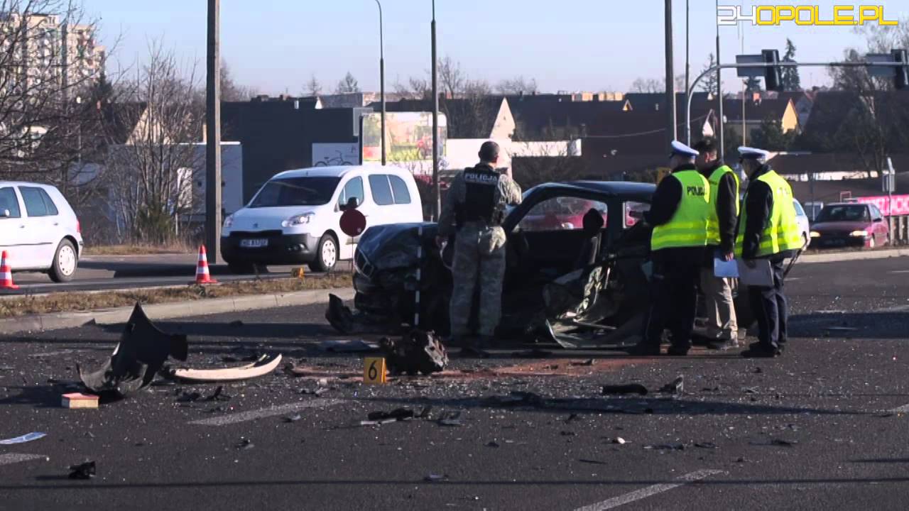 Wypadek na Ozimskiej w Opolu [www.24opole.pl]