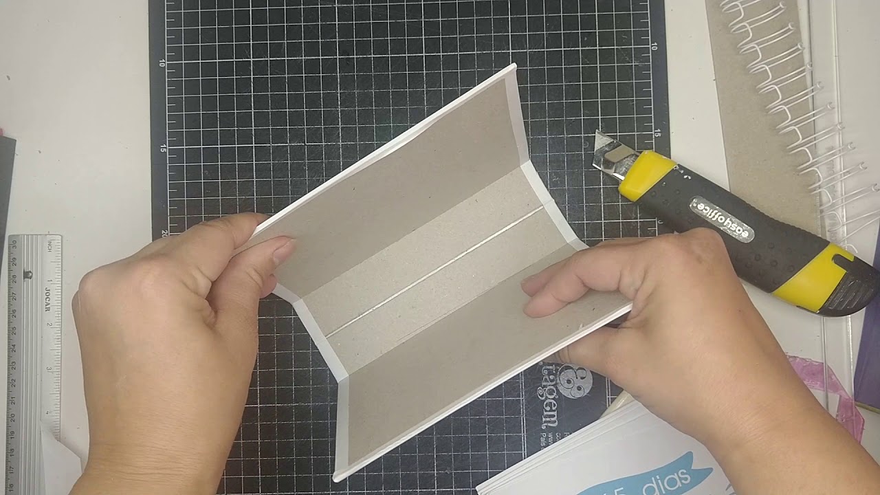 Como fazer calendário de  mesa estilo fixo e estilo caderninho!