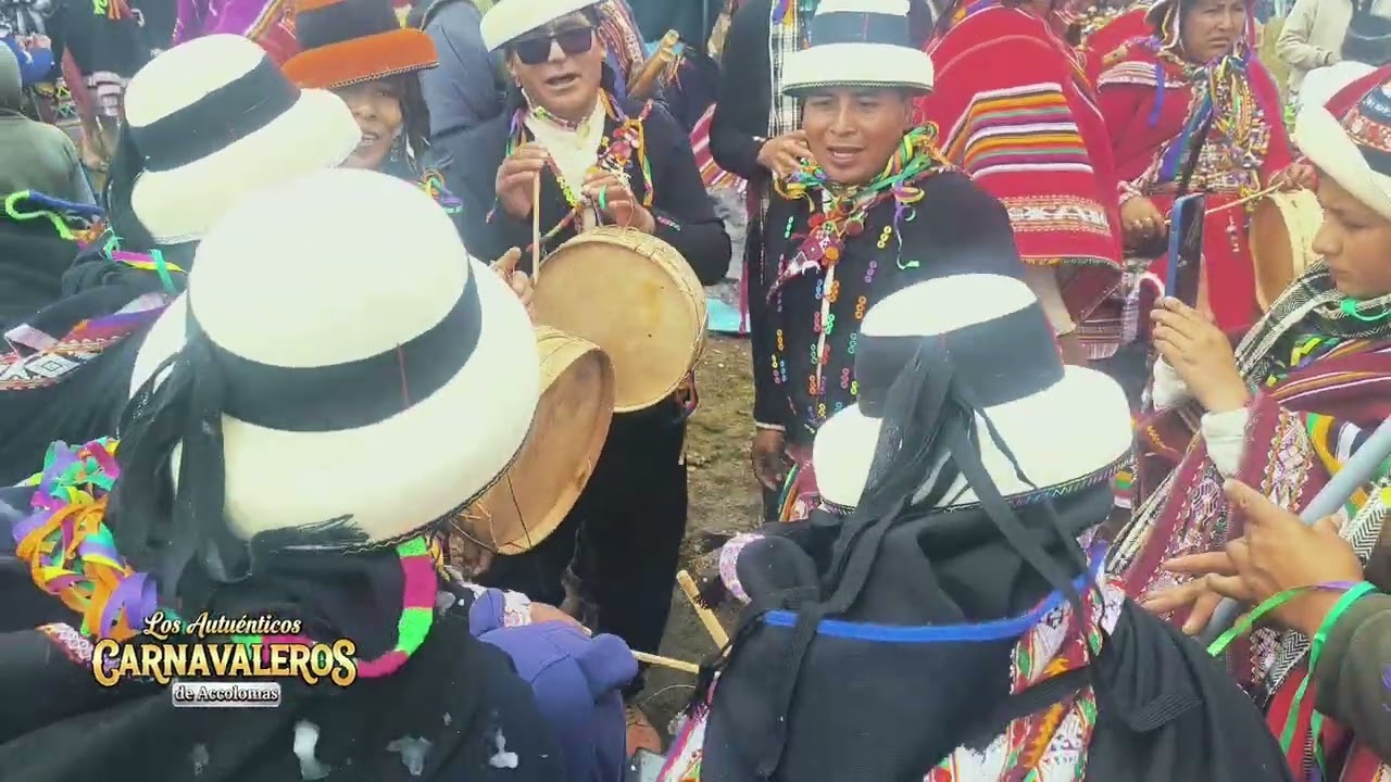 Los Autenticos Carnavaleros de Accolomas - TUYASCHALLAY CARNAVAL