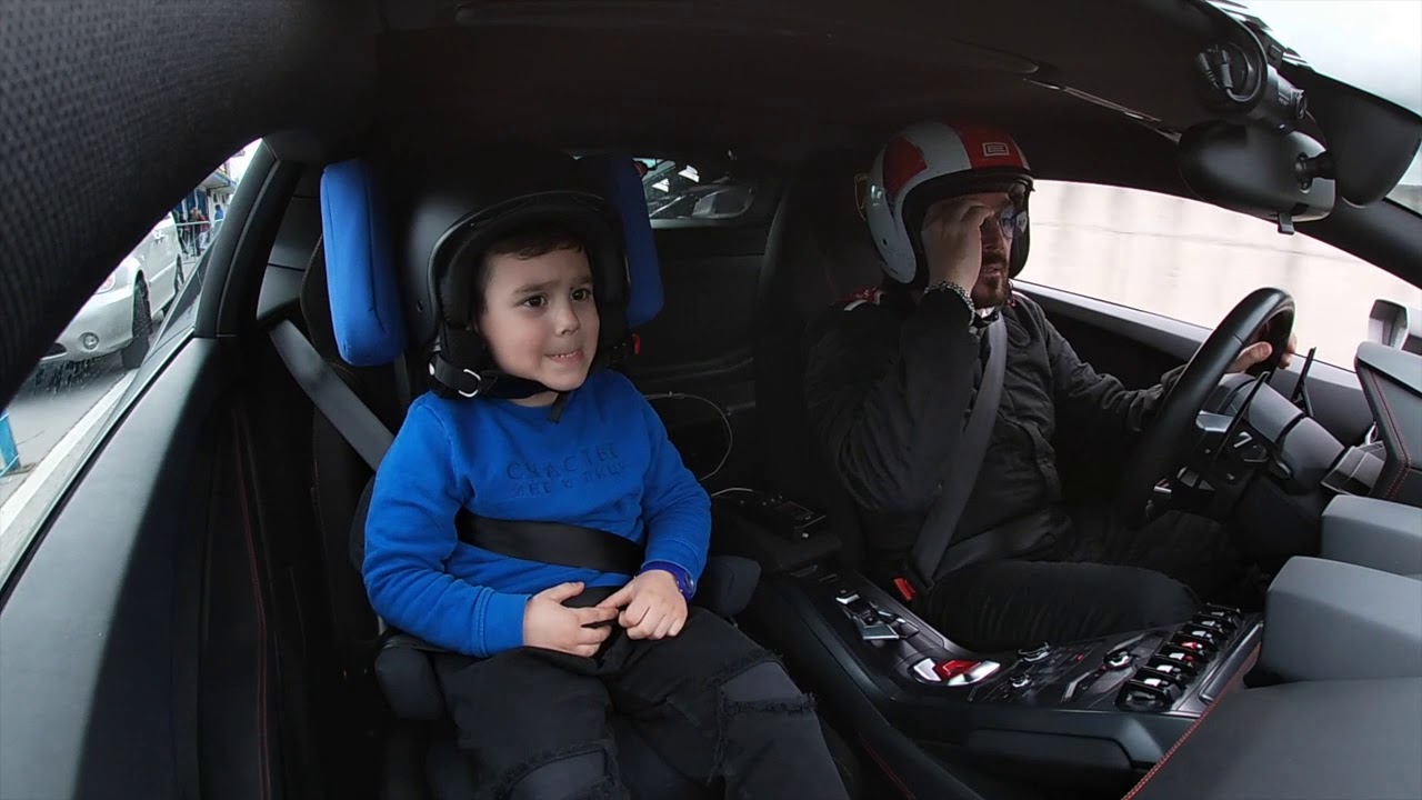 WeCanRace: Natale e Armando F. Giro Mozzafiato in Lamborghini Huracan Autodromo Airola Benevento