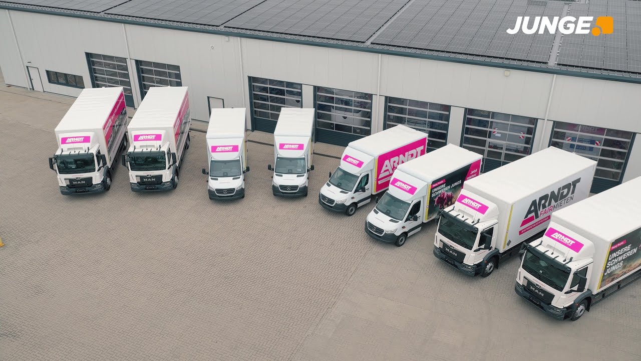 Fahrzeugübergabe Arndt Automobile GmbH🤝🚛 #automobile #lkw #Übergabe #partner #jungefahrzeugbau