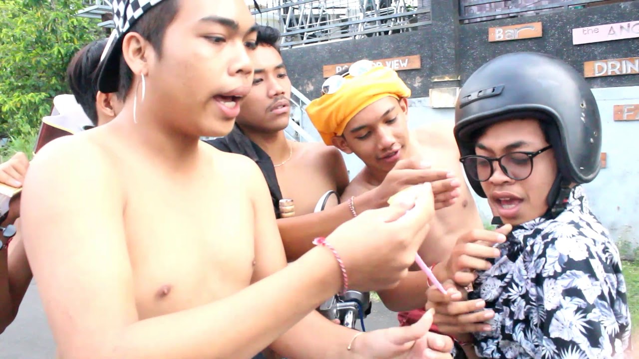 HIDUP SIAL