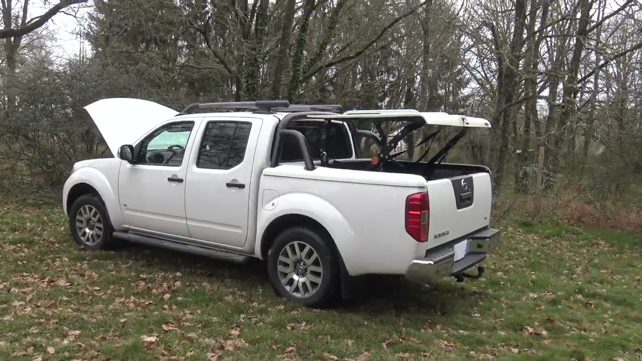 Nissan NAVARA  2015 V6 3 litres PICKUP