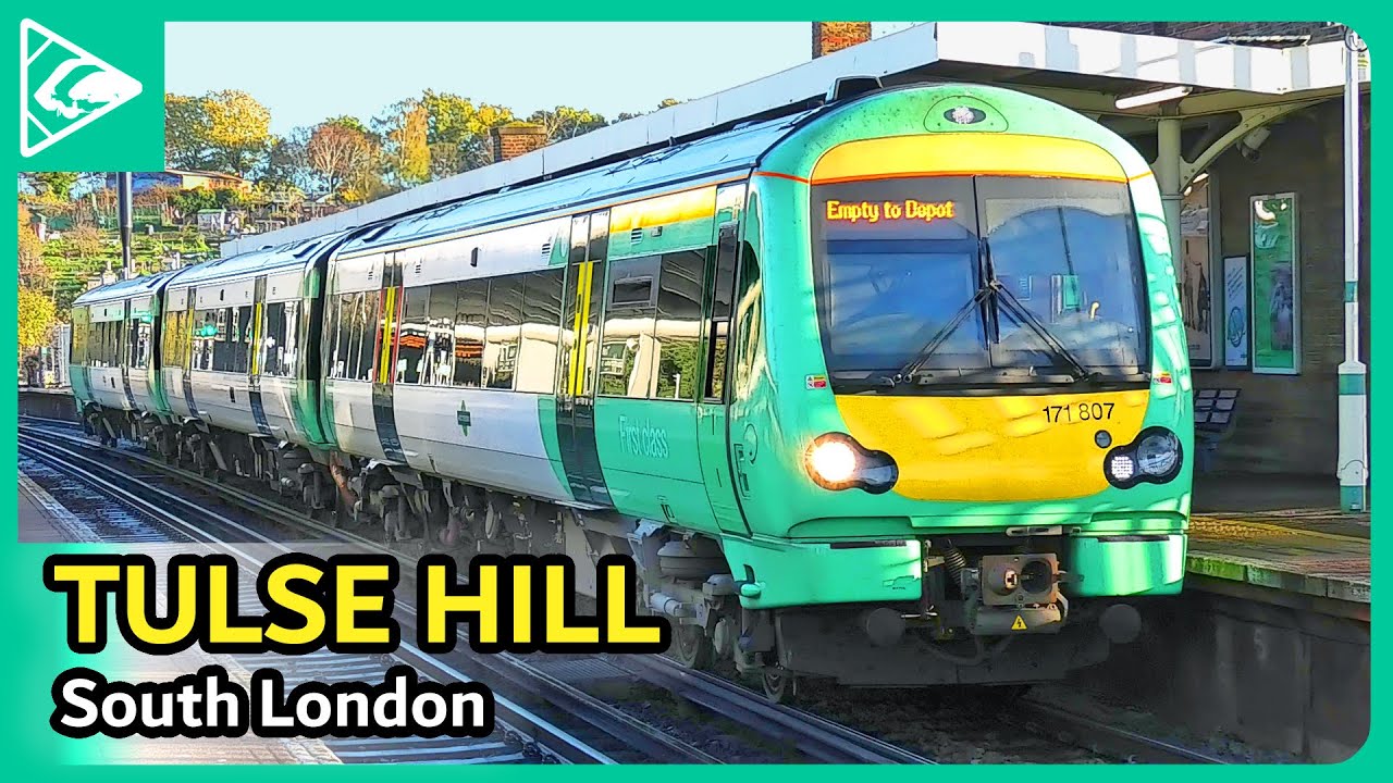 Trains at Tulse Hill 25/11/2022