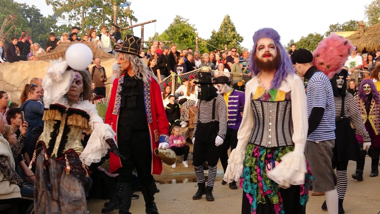 Parade  Toverland Halloween Nights 2023