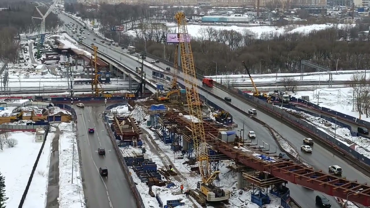 Панорама на поворотную эстакаду с Липецкой улицы на МСД