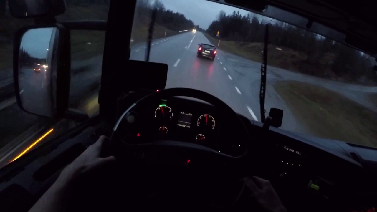 Super Relaxing, Epic Turbo engine sound - Scania G 440 Truck + trailer driving (asmr, dark, rainy)