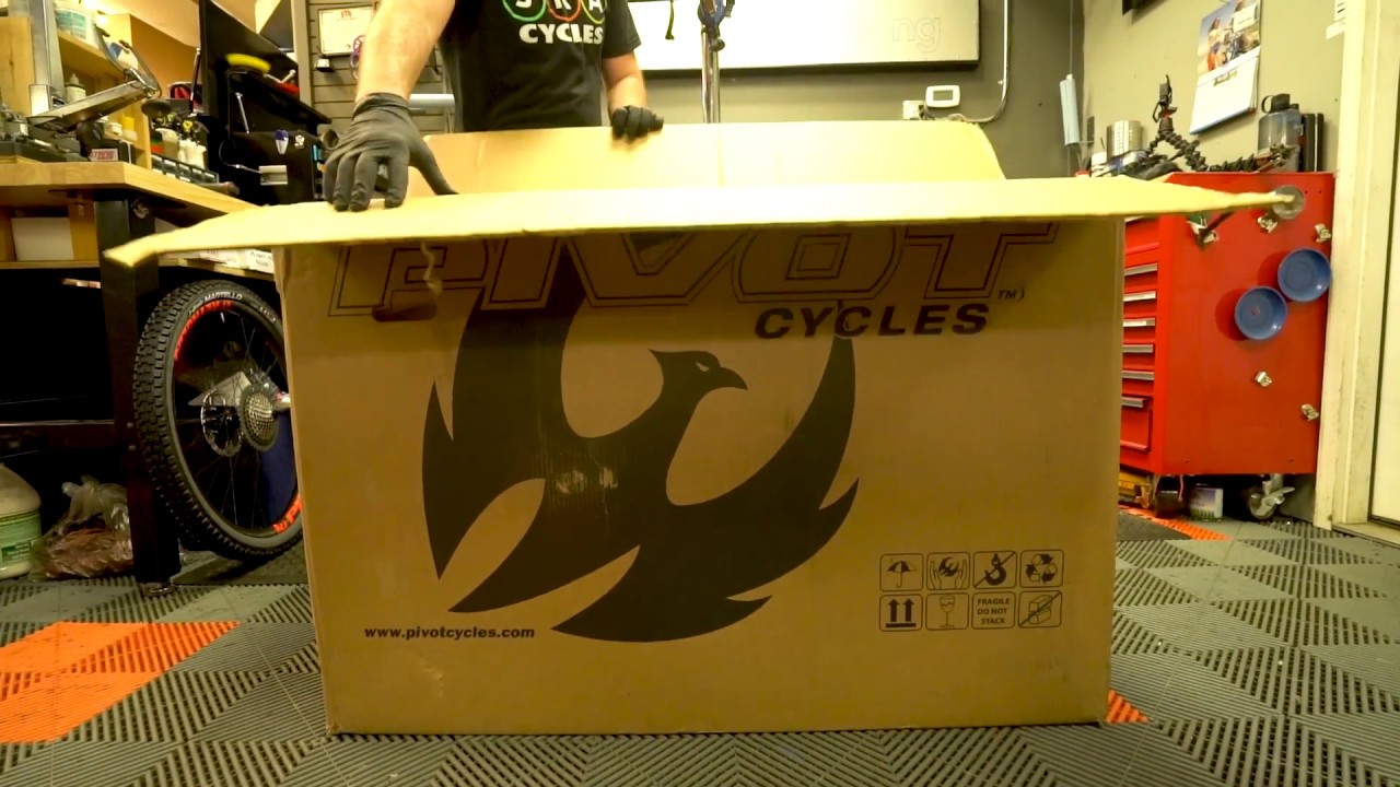 New Pivot Cycles Firebird 29 - Unboxing and Build