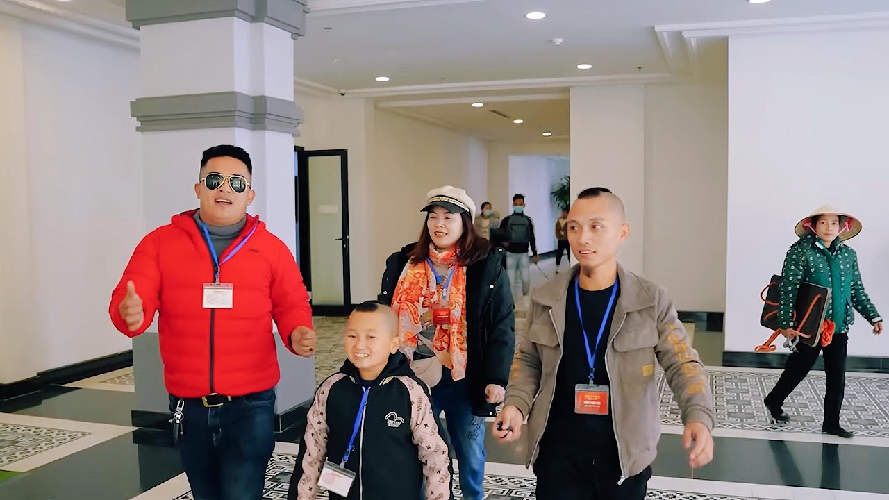 CÙNG ANH EM TAM MAO KHÁM PHÁ SAPA THƯỞNG THỨC CON CÁ TẦM HƠN 30KG SIÊU KHỦNG | TUYÊN XINH GÁI