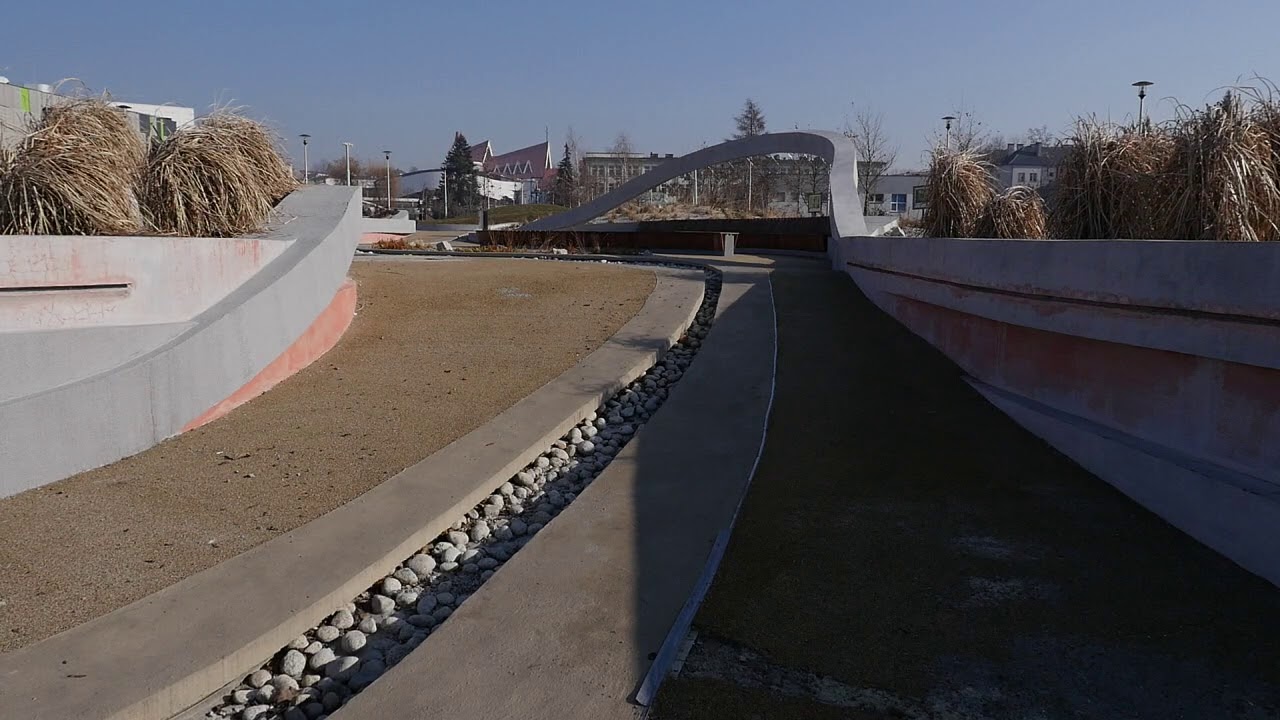 Plac wodny idzie do korekty