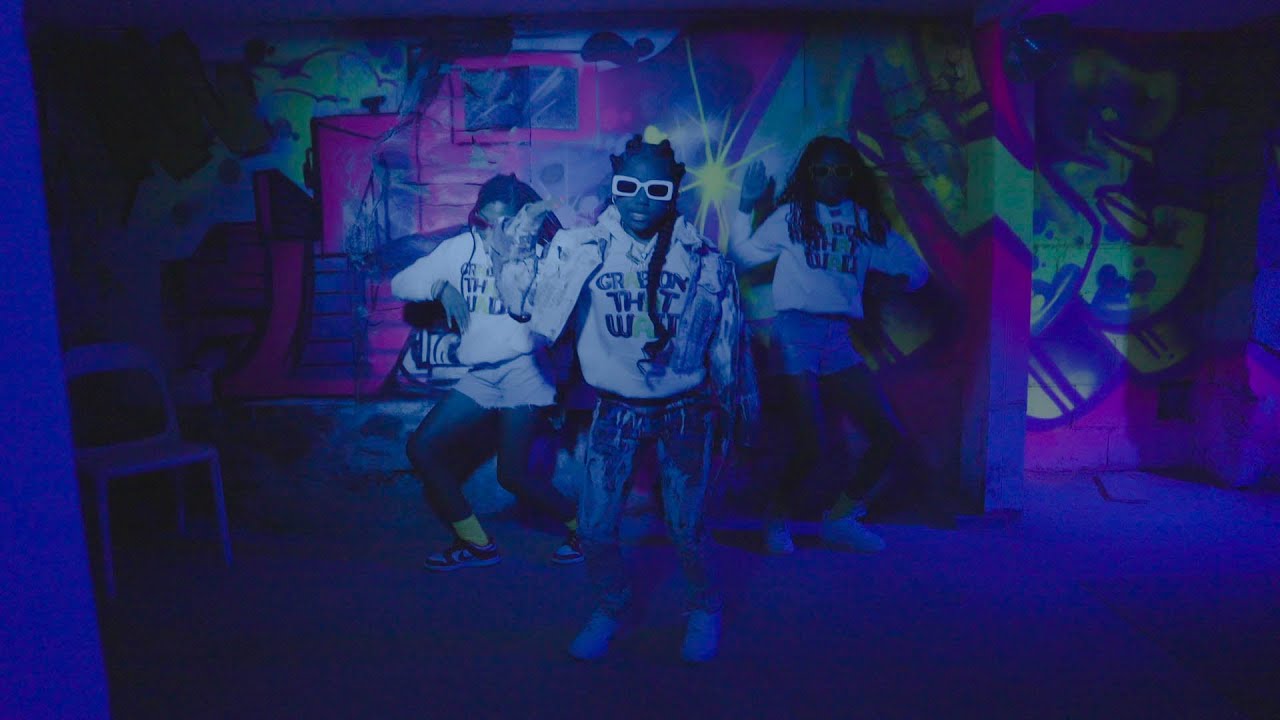 GRAB ON THAT WALL | OFFICIAL MUSIC VIDEO 🎬🎥