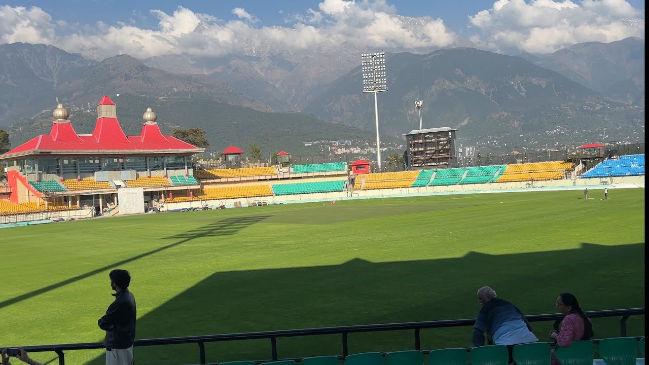 Himachal Series | Ludhiana to Dharamshala bus Journey | How to not go from Ludhiana to  Dharamshala