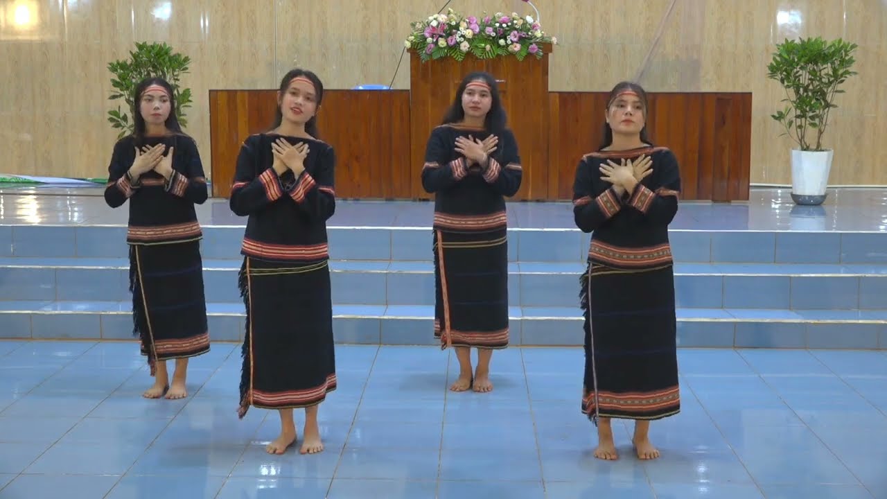 TƠDAH HLĂK ANUN - Múa thiếu niên Chi Hội Tin Lành Plei Breng
