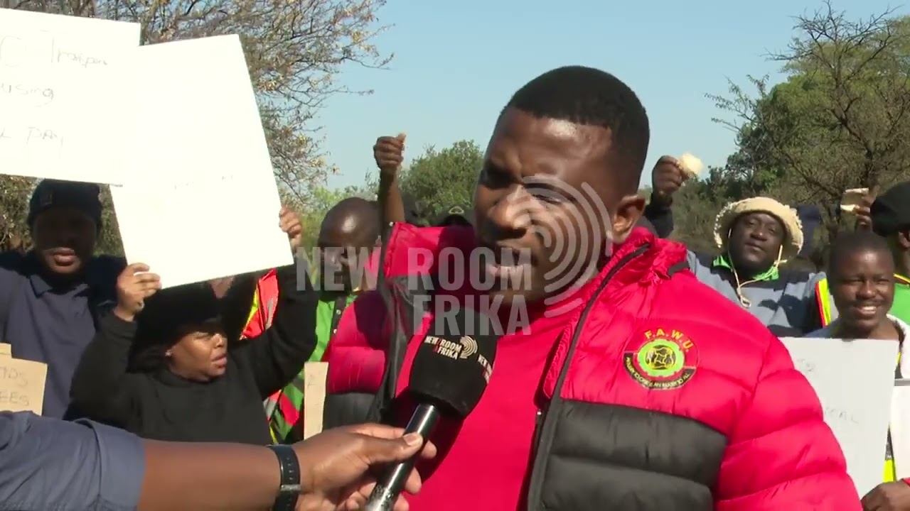 Workers in the sugar industry across the country downs tools