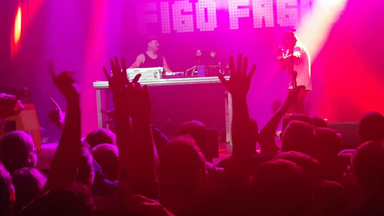 Bracia Figo Fagot - Bal jak bal (live @ A2, Wrocław 18.10.2019)