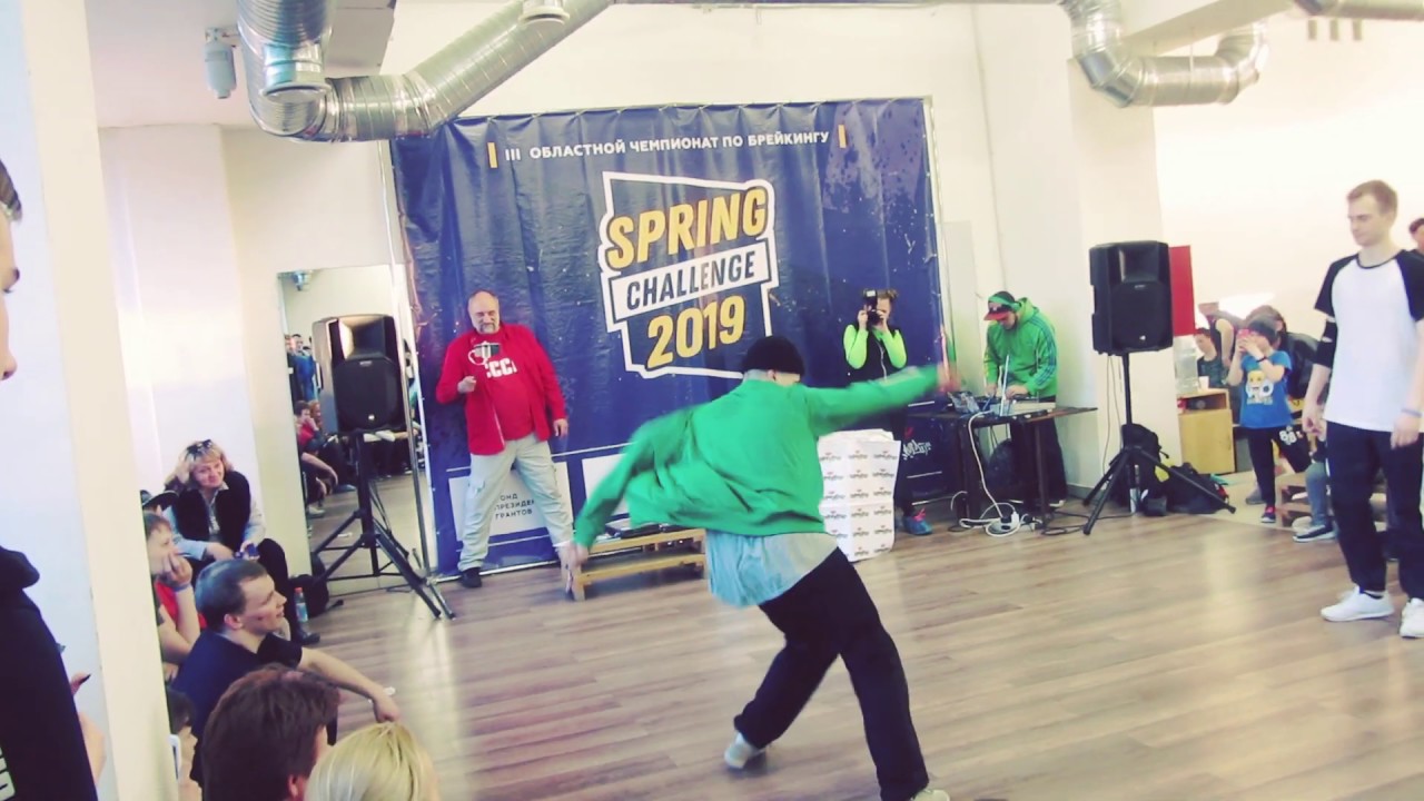 Волгодонск ШКОЛА ТАНЦЕВ bboy pecheneg vs bboy magneto