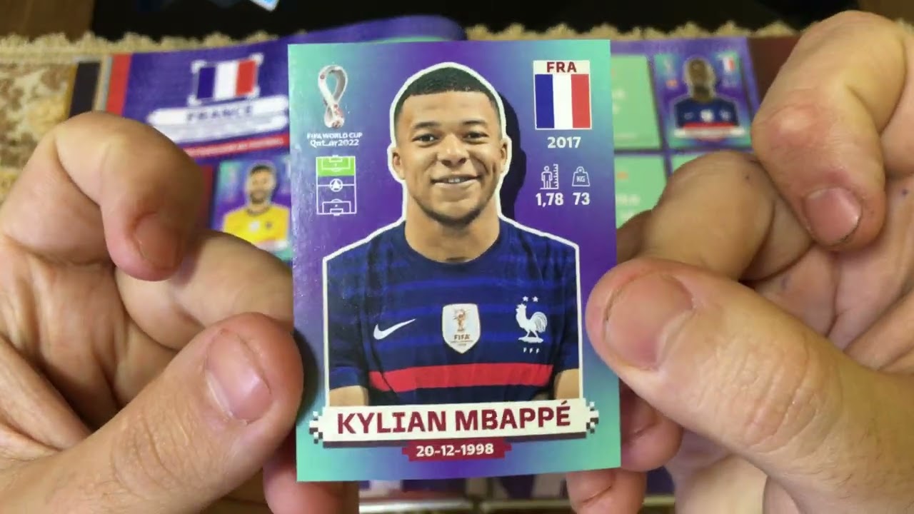 COLANDO FIGURINHAS DO ÁLBUM DOURADO!! COPA DO MUNDO QATAR 2022 PANINI - PARTE 5 - ÁLBUM 50% COMPLETO