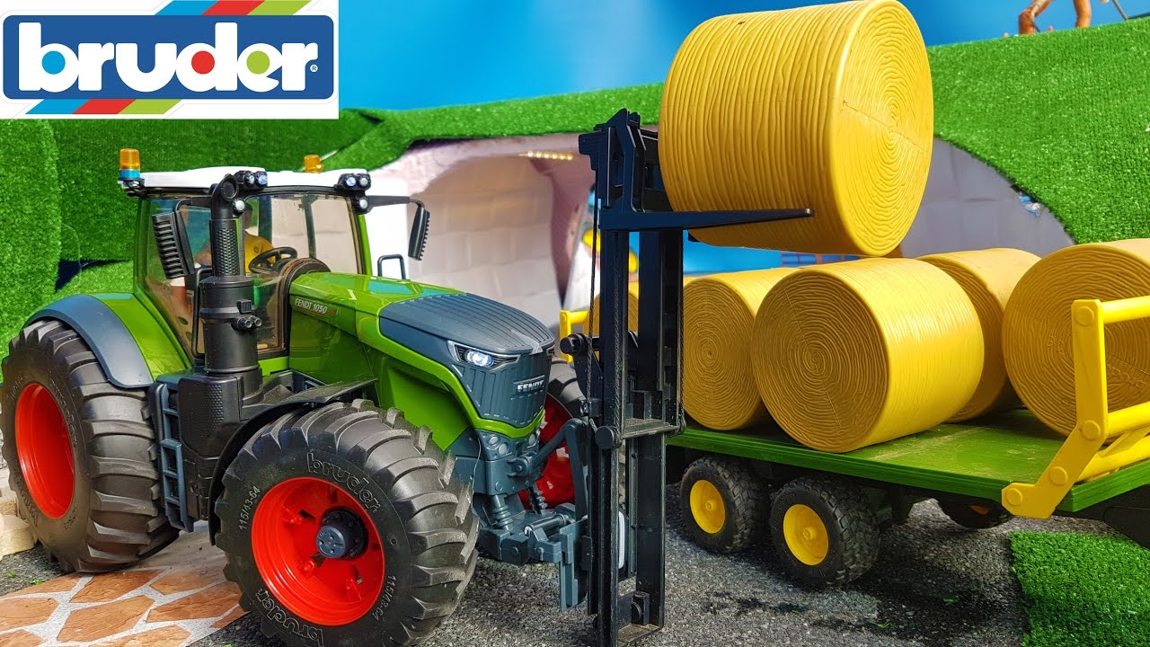 BRUDER RC tractor heybales CRASH action video for kids!
