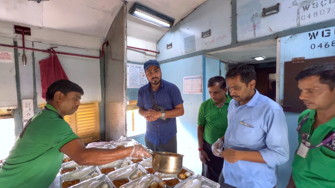 46 Hours train Journey in Trivandrum-Shalimar Exp *Kuch Inse Seekho* 👍