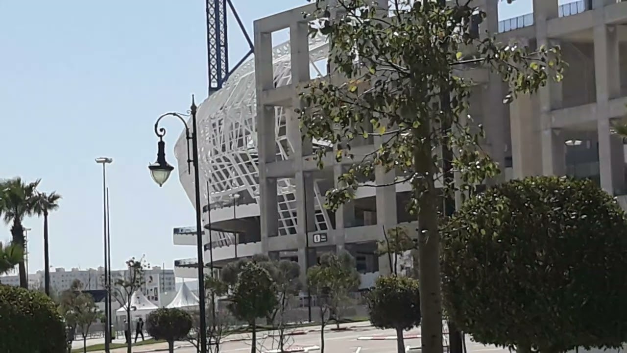 حركة غير عادية بمحيط ملعب إبن بطوطة🏟️ في هذه الأثناء... وبداية توافد الجماهير المغربية🇲🇦🦁🥑