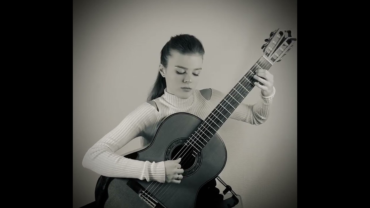 J. Dowland - Fantasia in E major, P. 7 performed by Maria Marusina 