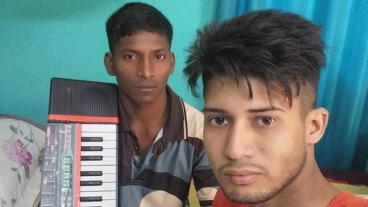 কেসিও মিউজিক এর লাইভ চলছে সরাসরি আপনারা সবাই দেখুন ধন্যবাদ,,।