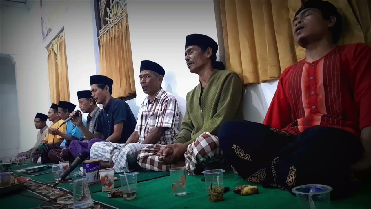 Serakal berzanji Yang dibaca Setelah Tadarrus Al-Qur'an Di masjid Kotaraja