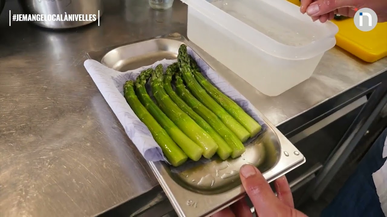 Asperges à la flamande par Divino Gusto