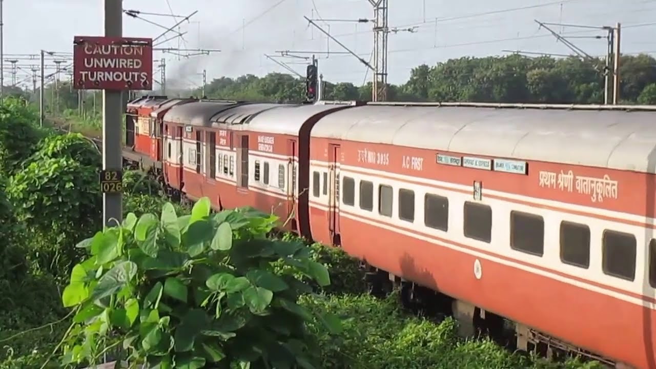 Enjoy the Chugging of Alco with Beautiful old ICF Rajdhani Express Coaches of CBE BKN Exp !!!!!