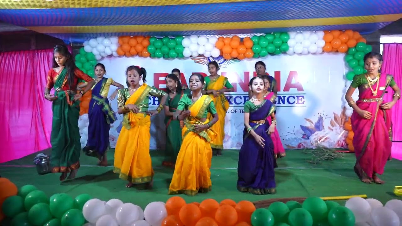 4th Class Lead India School student dance performance