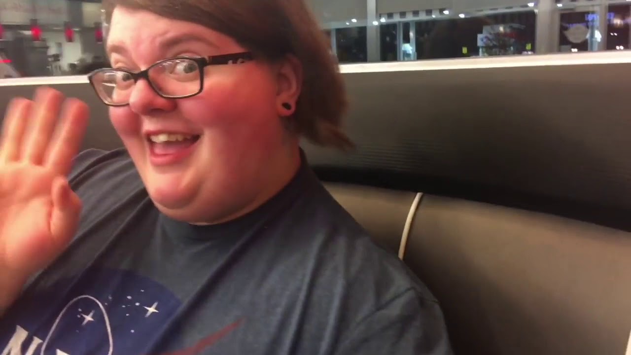 (mostly) EATING + (supposedly) HAVING FUN!!!!!