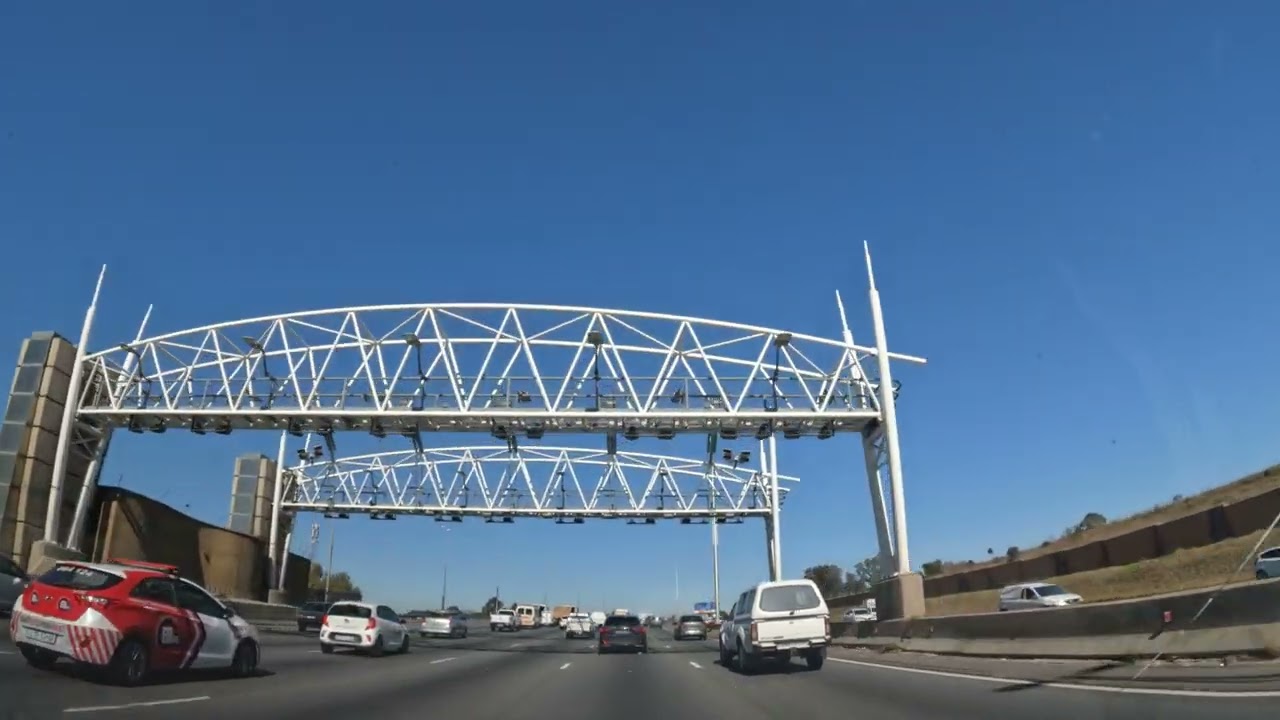 Driving on the N1 highway in Johannesburg - (Midrand to Woodmead), Gauteng, South Africa