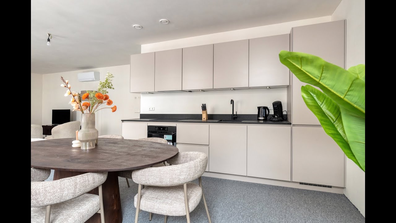 Ruim, instapklaar en energiezuinig 3-kamer appartement in het centrum van Tholen!