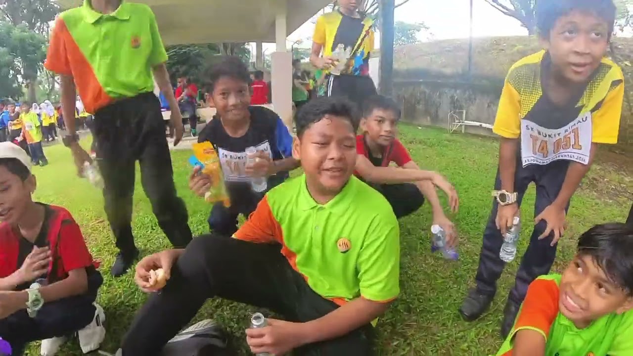 KEJOHANAN MERENTAS DESA SKBR 2023