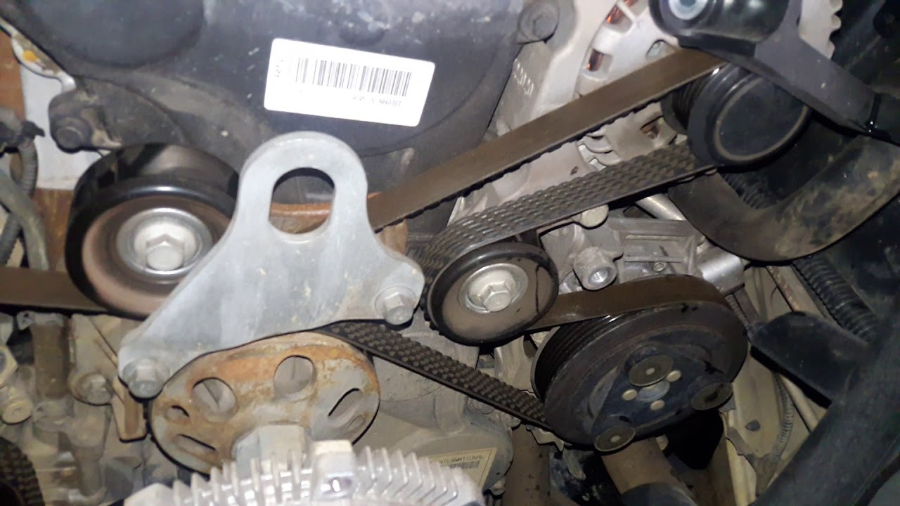 Posi&ccedil;&atilde;o da correia do alternador nova S10 2013 diesel