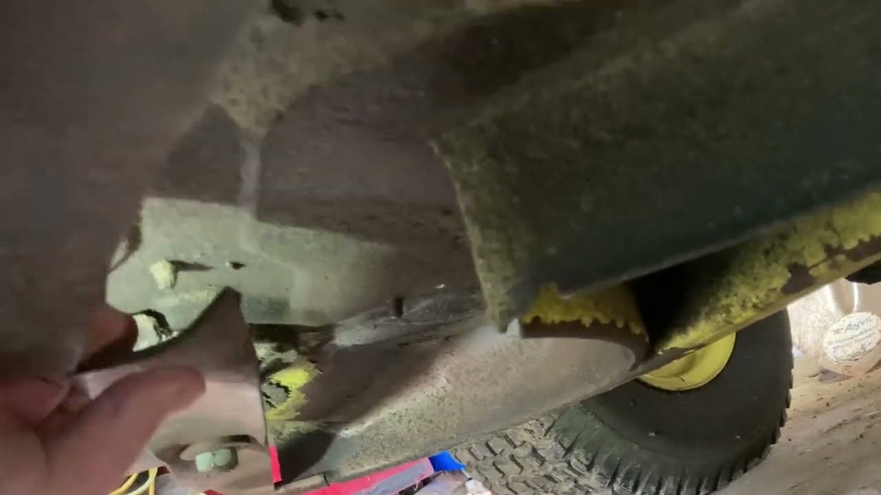 John Deere deck adjustment