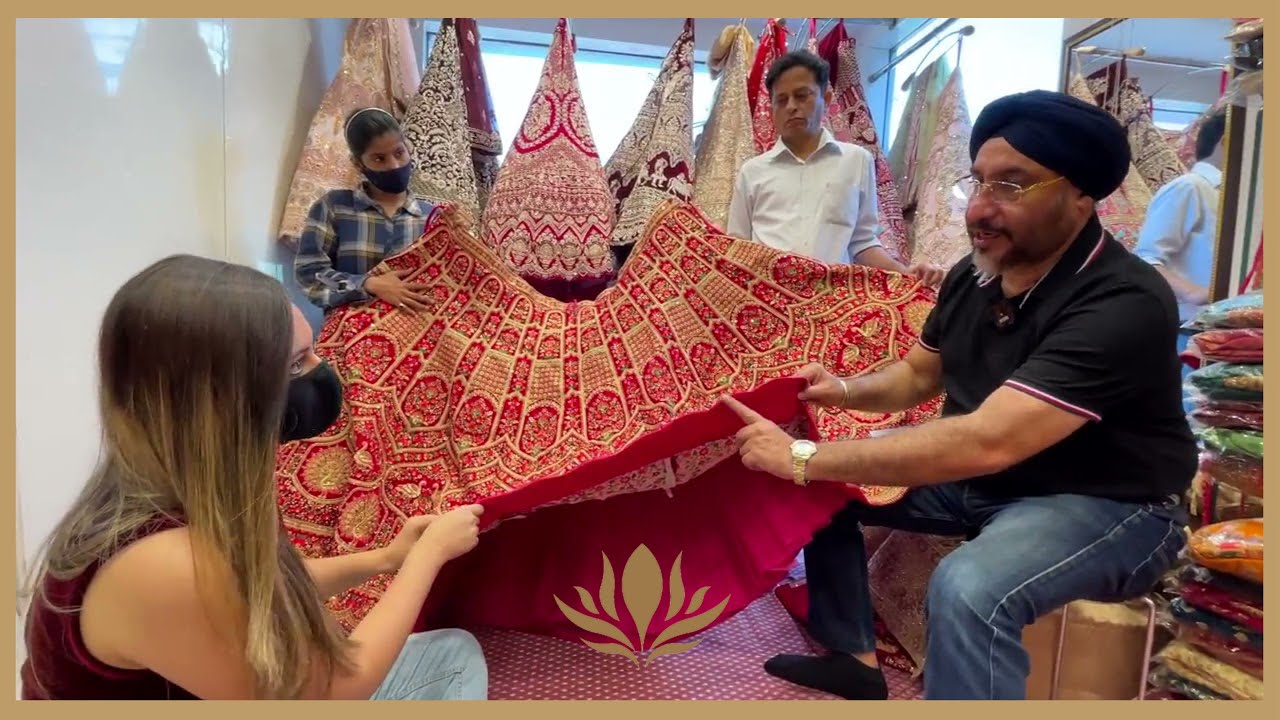 Designer Lehenga in Chandni Chowk Delhi | Lehenga Shopping with @MahimaGiri